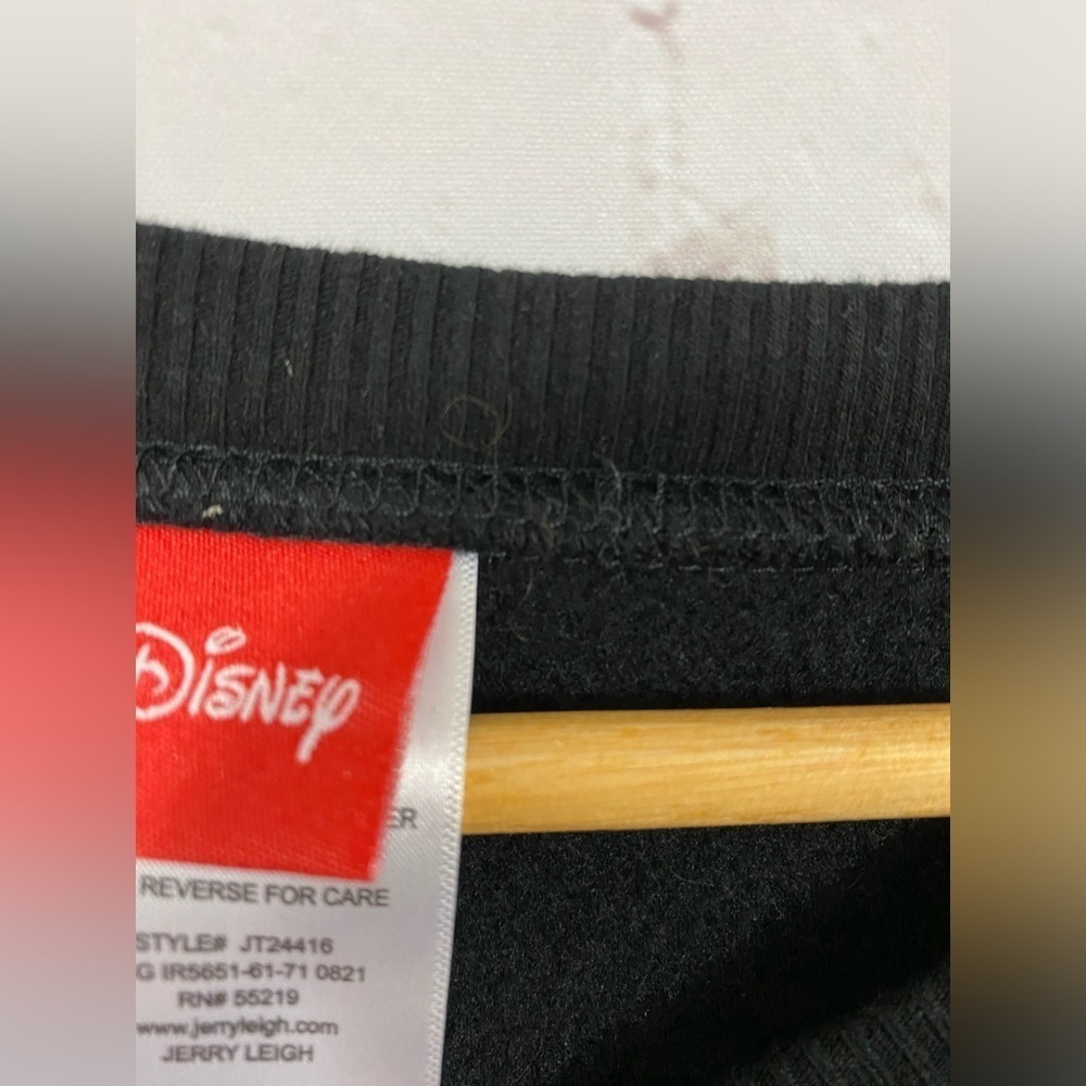 Disney Mickey Santa Black Long Sleeve Sweatshirt Size Large - Picture 5 of 5